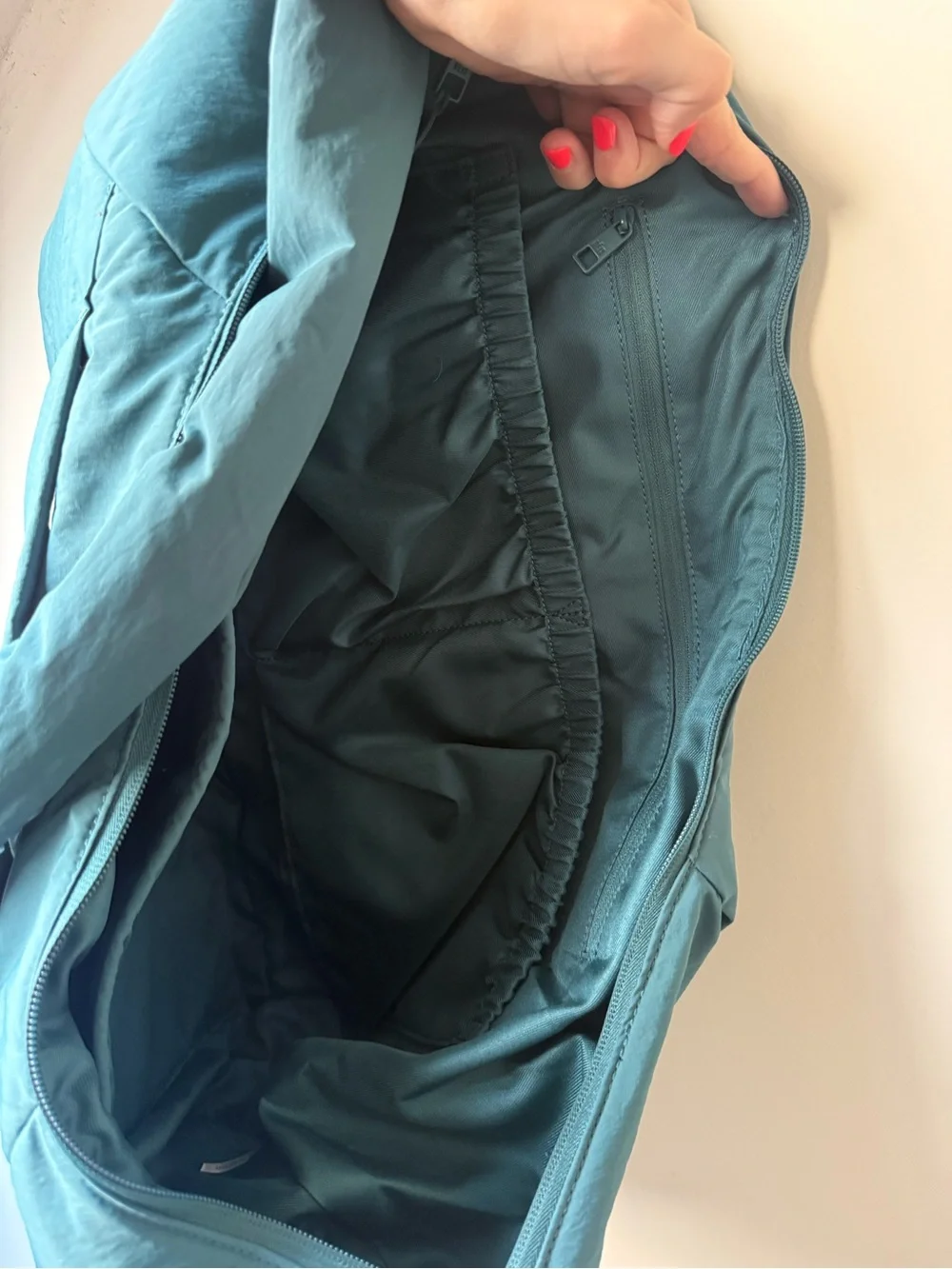 BEIS The oversized crescent catchall in teal